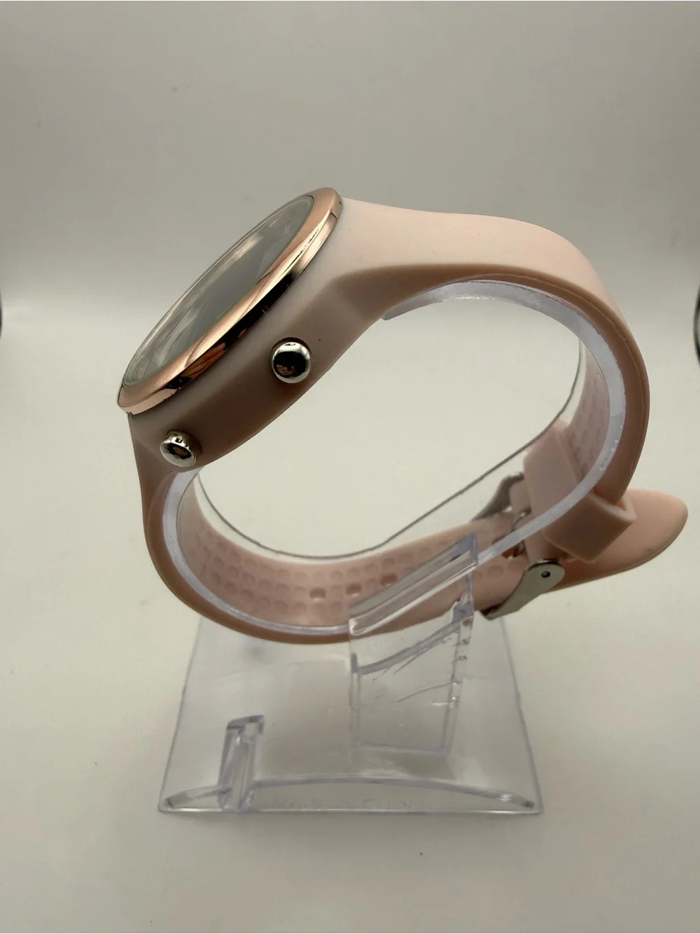Time and Tru Women's Pink Silicone Digital Watch (New Battery)